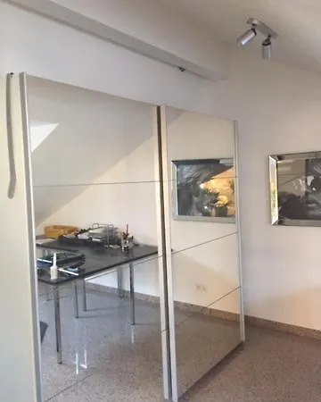 Zentrale Lage *